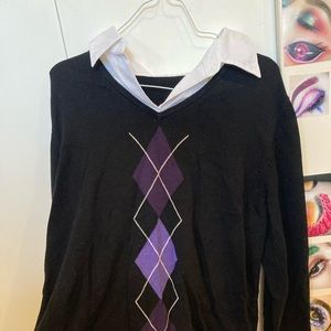 PURPLE AND BLACK ARGYLE SWEATER WITH WHITE COLLAR